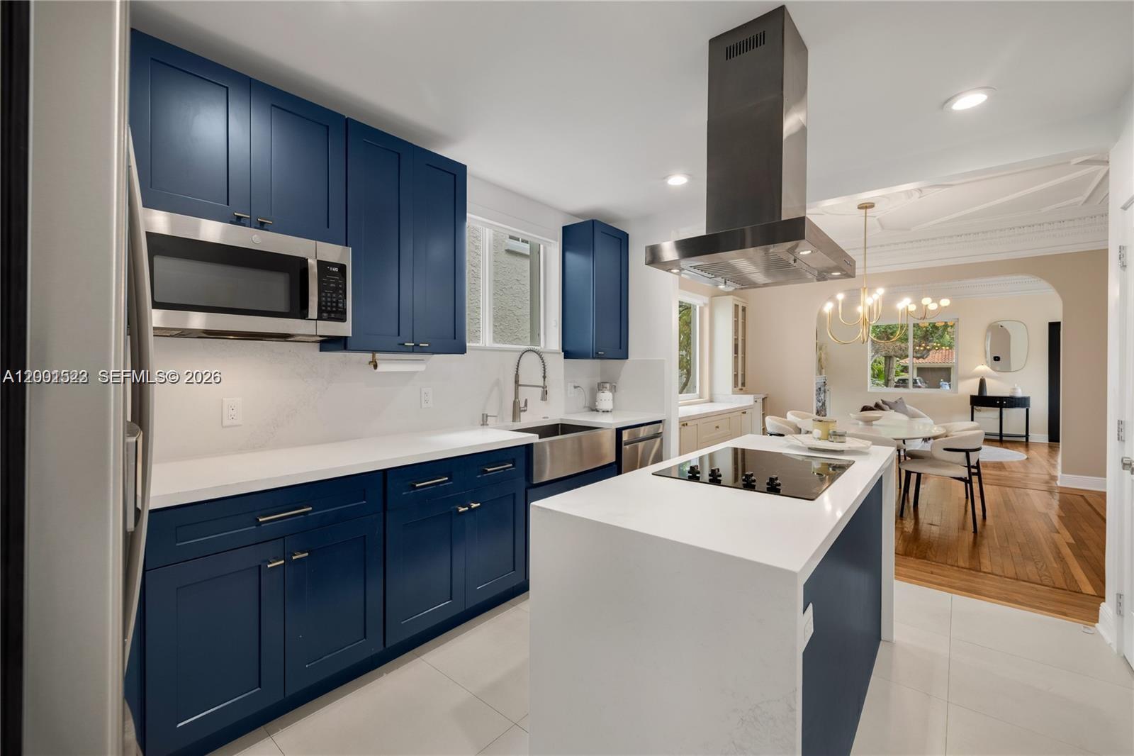 320 NE 88th St El Portal, FL 33138
