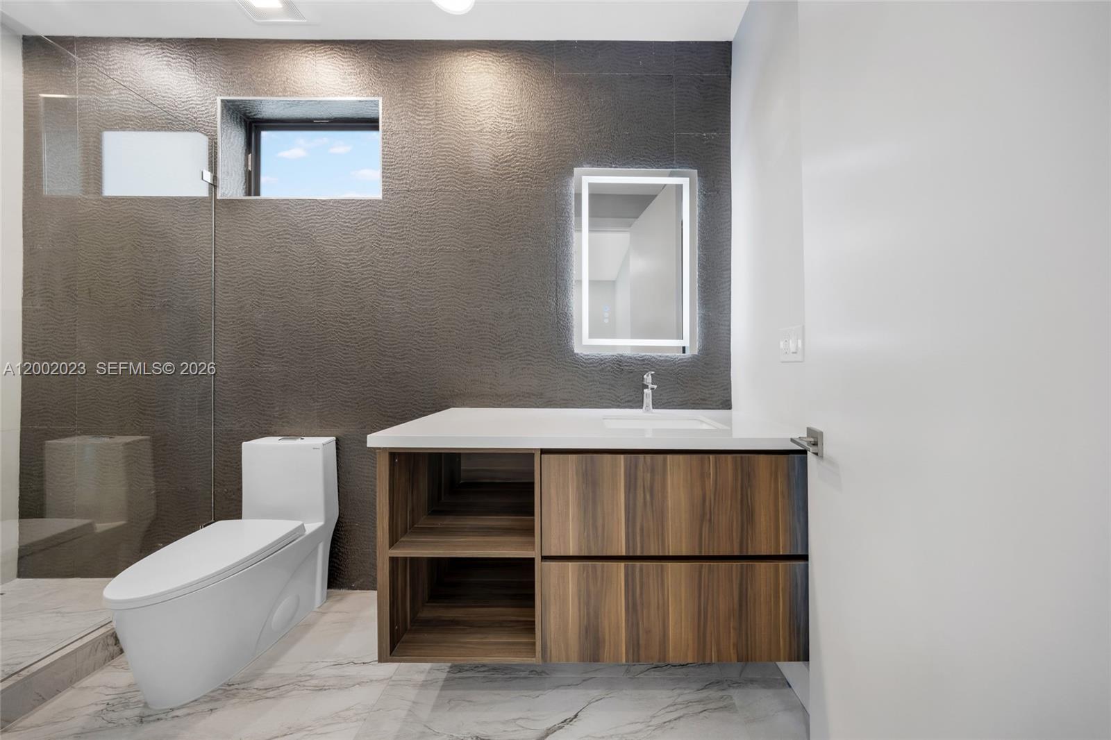 750 NE 16th Ave Fort Lauderdale, FL 33304