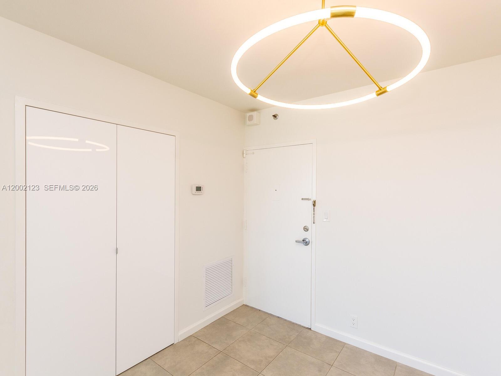 image Mirador 1000 (South Tower)10