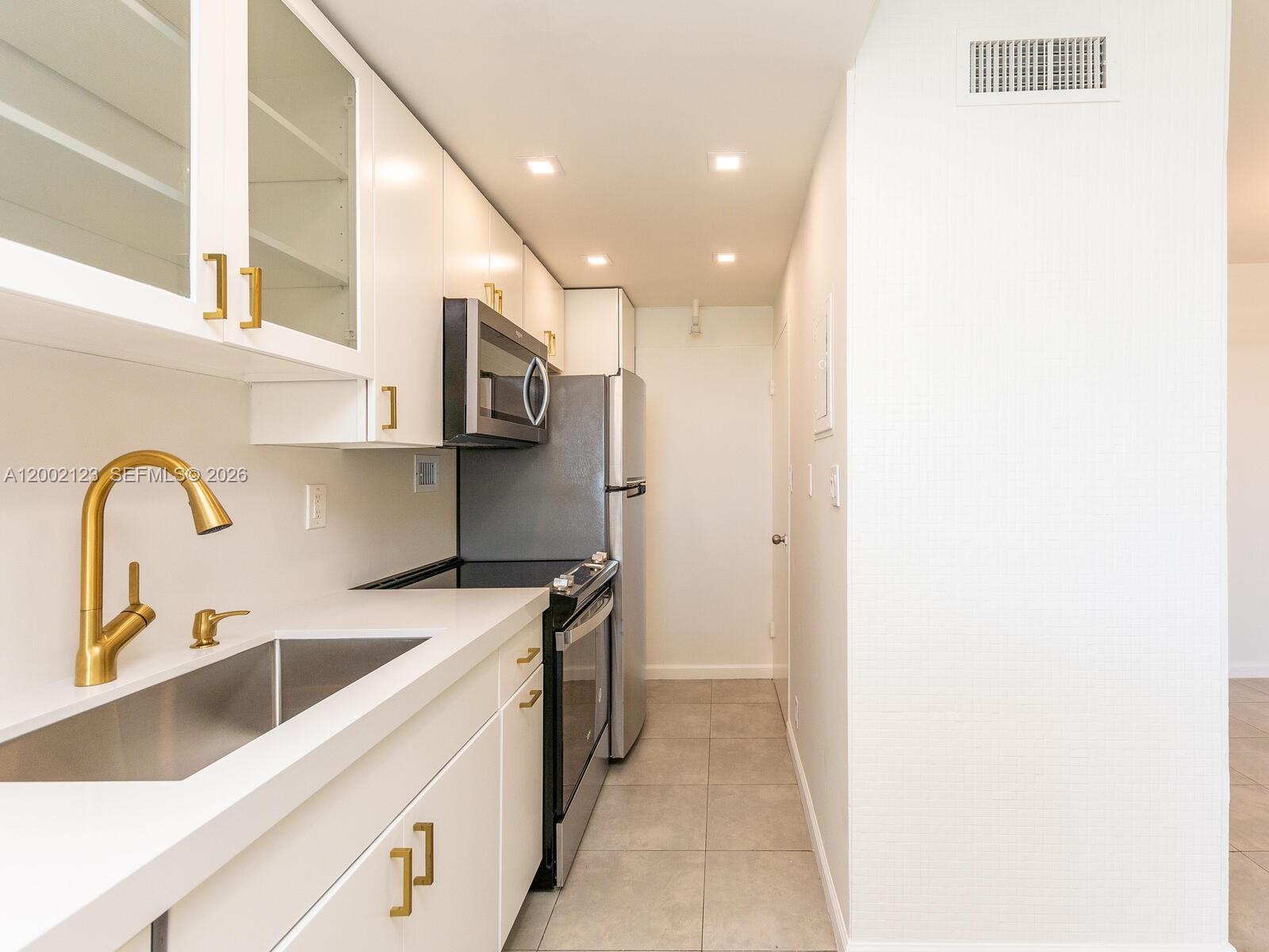 image Mirador 1000 (South Tower)17