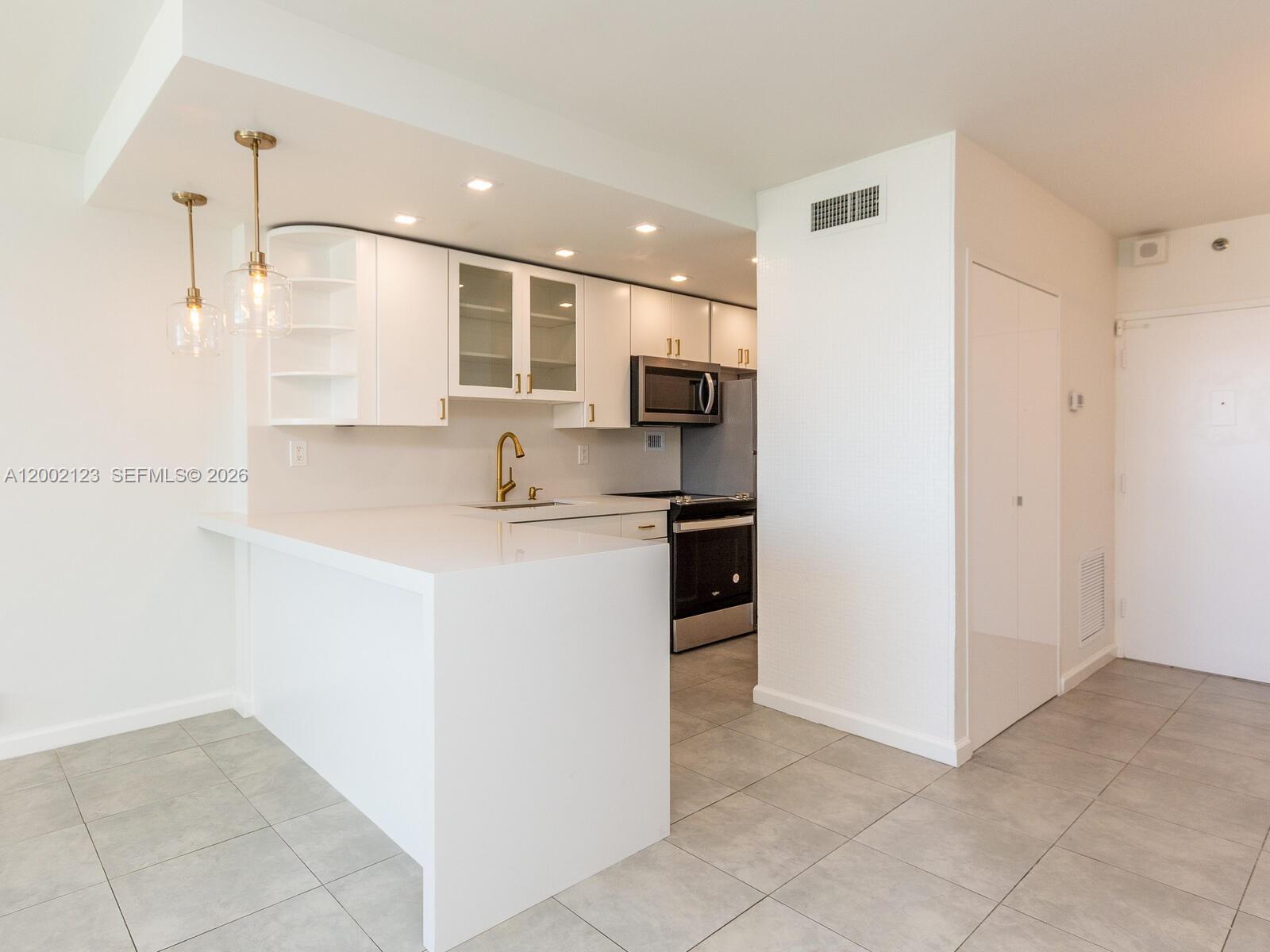 image Mirador 1000 (South Tower)2