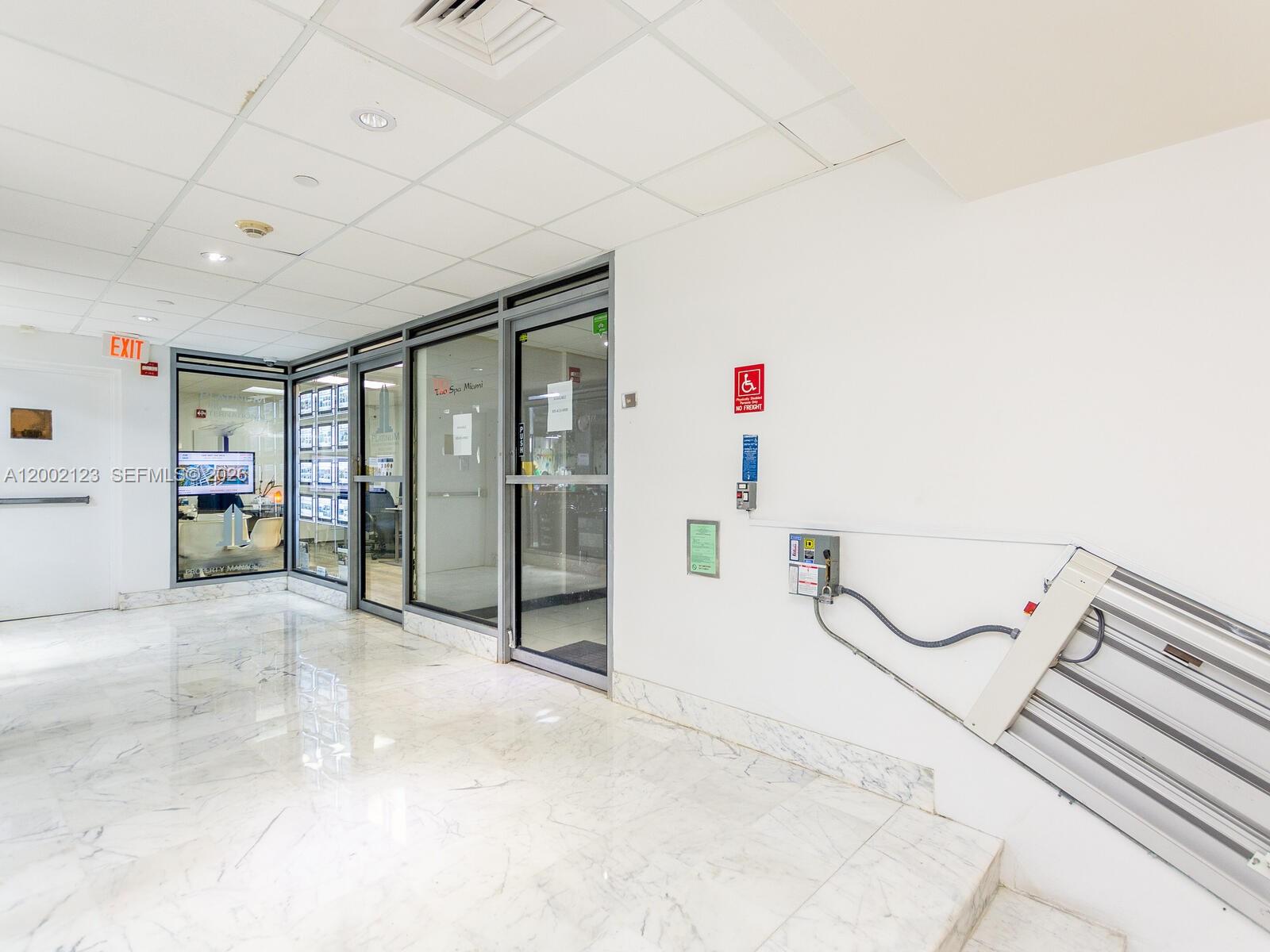 image Mirador 1000 (South Tower)37