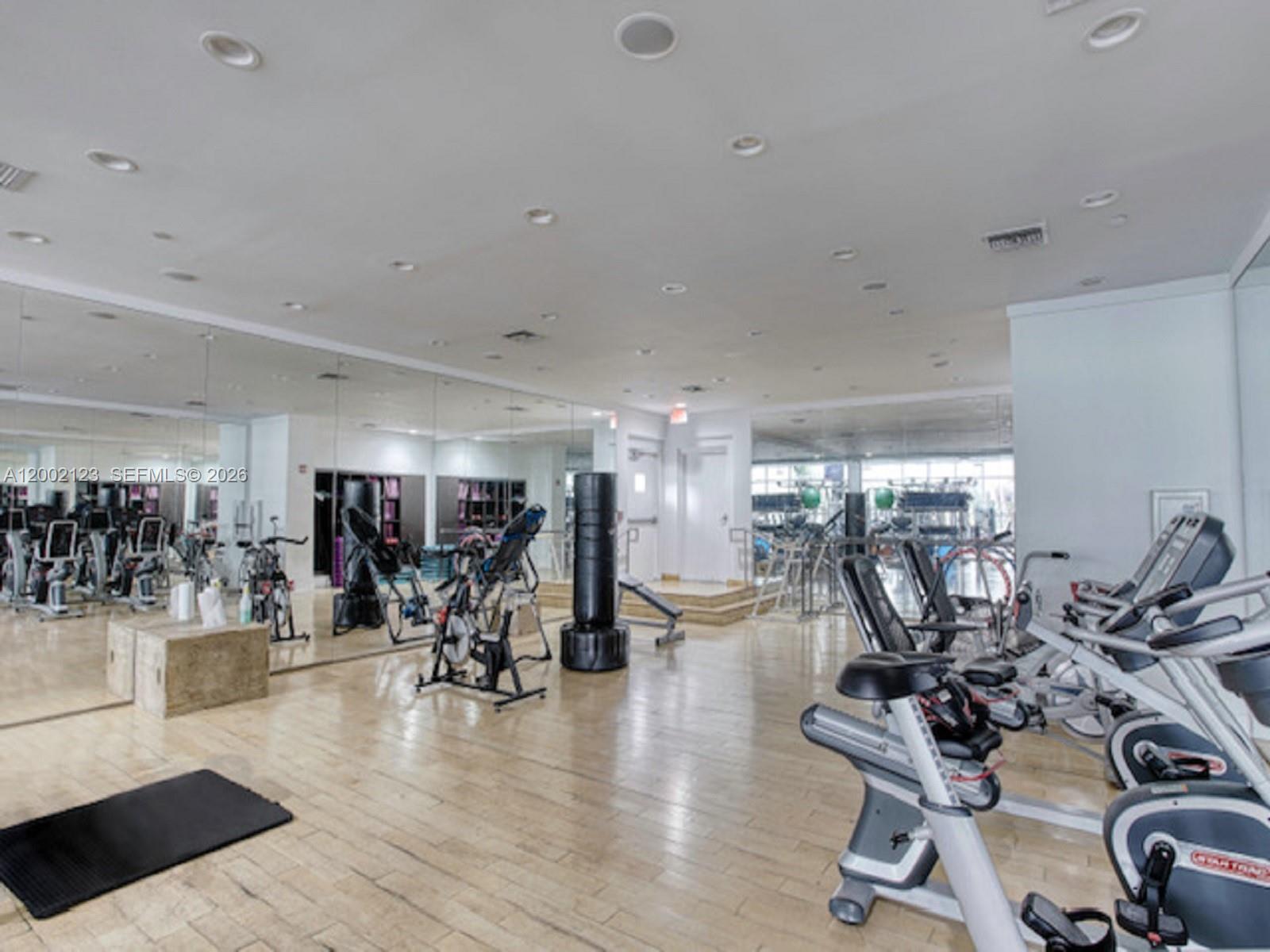 image Mirador 1000 (South Tower)47