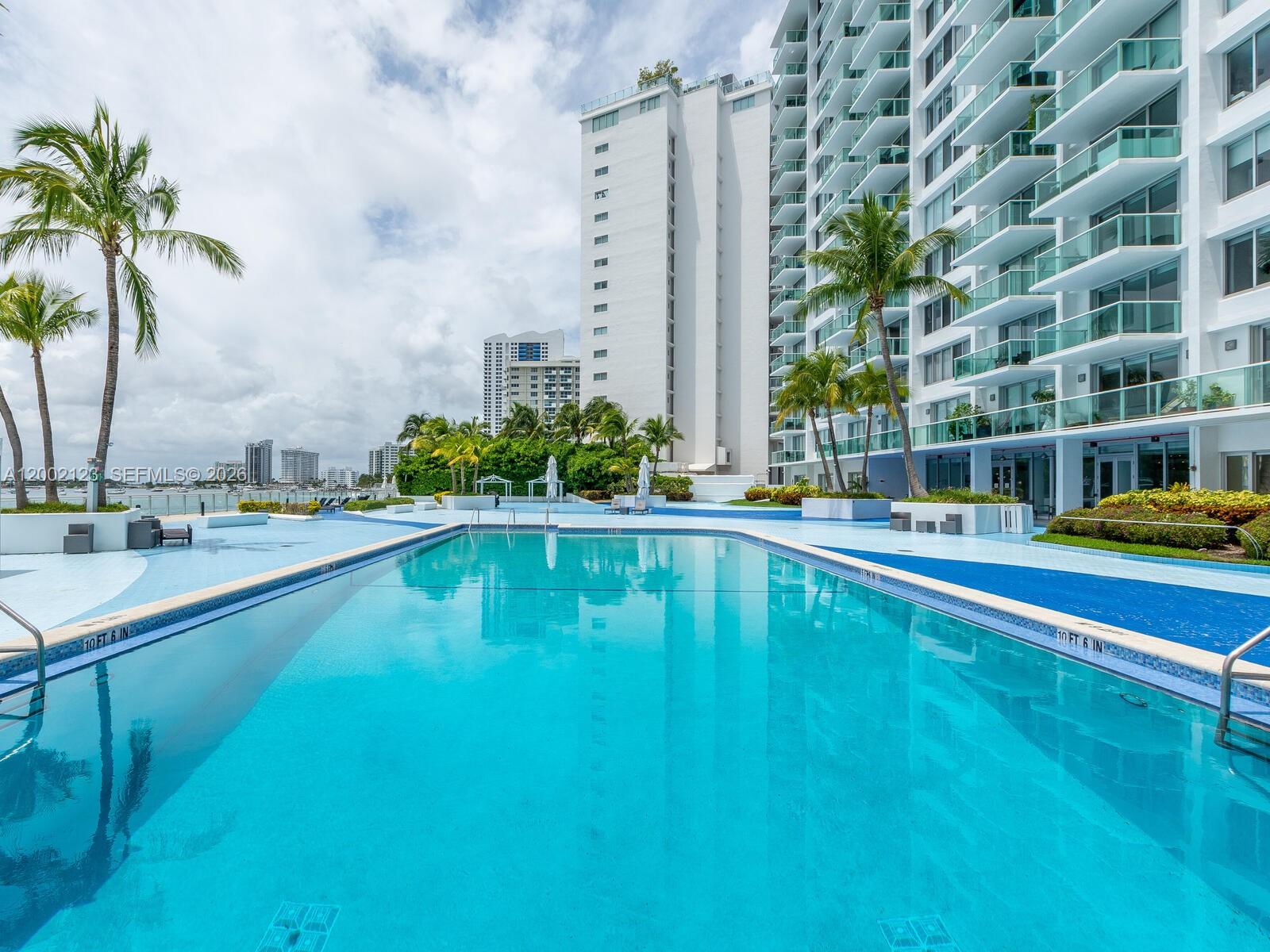 image Mirador 1000 (South Tower)7