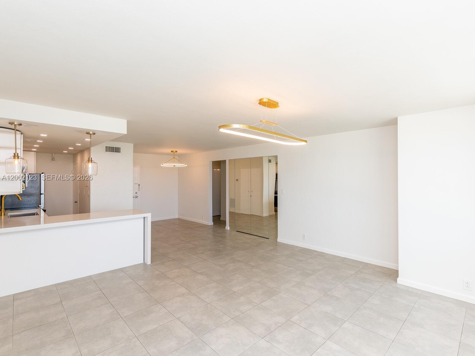 image Mirador 1000 (South Tower)8