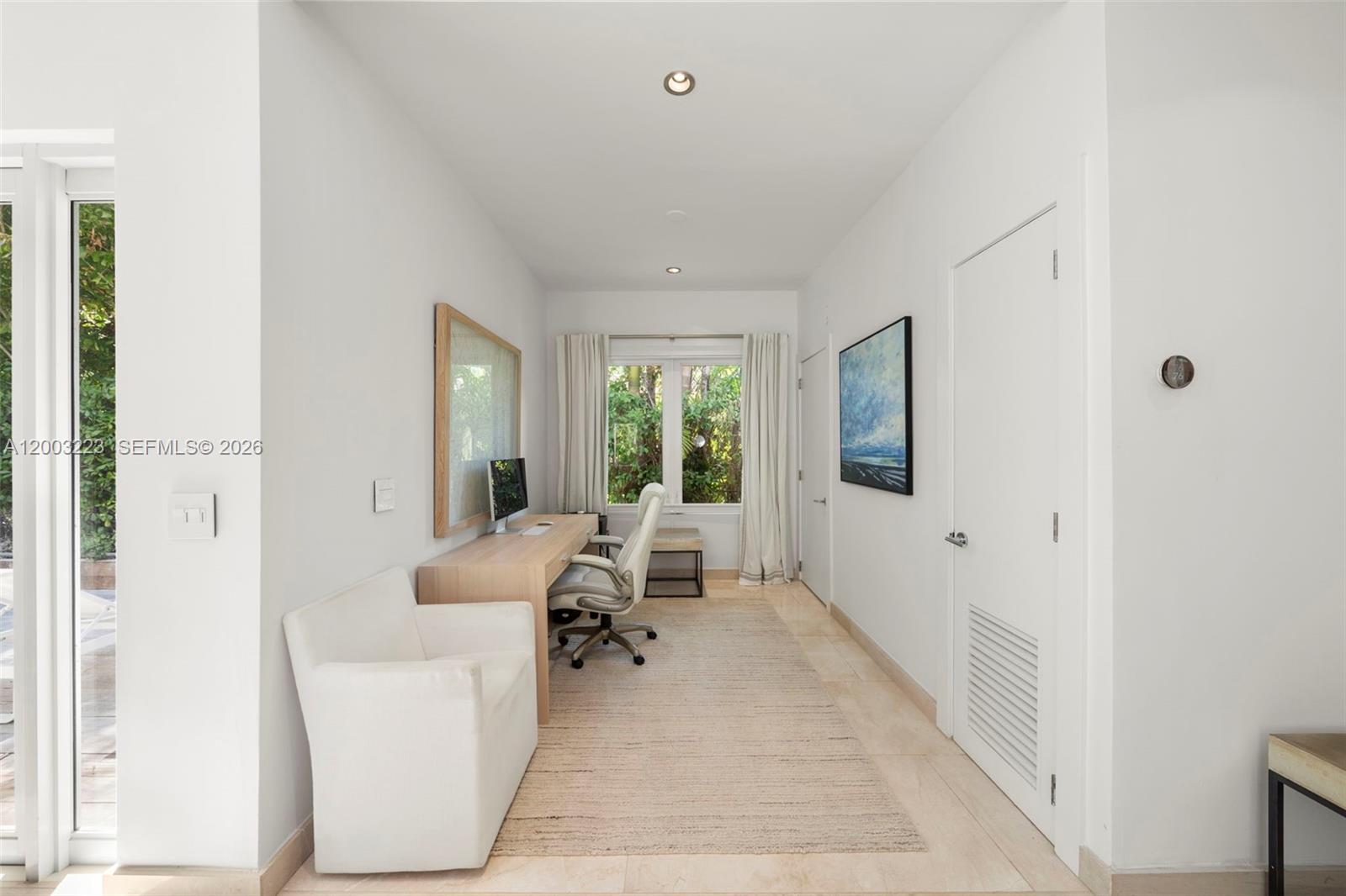 330 E San Marino Dr Miami Beach, FL 33139