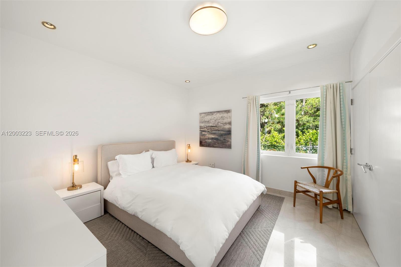 330 E San Marino Dr Miami Beach, FL 33139