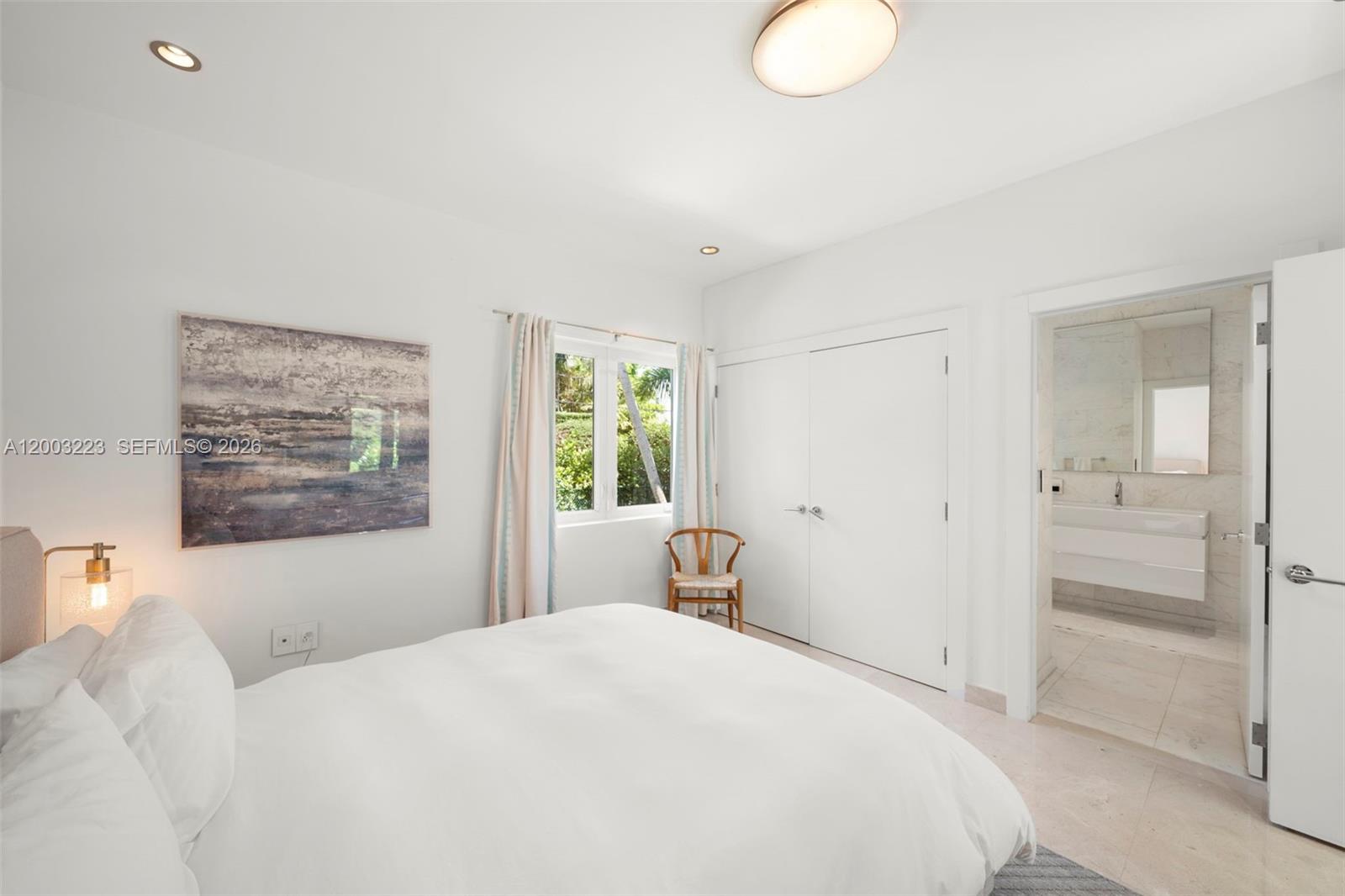 330 E San Marino Dr Miami Beach, FL 33139