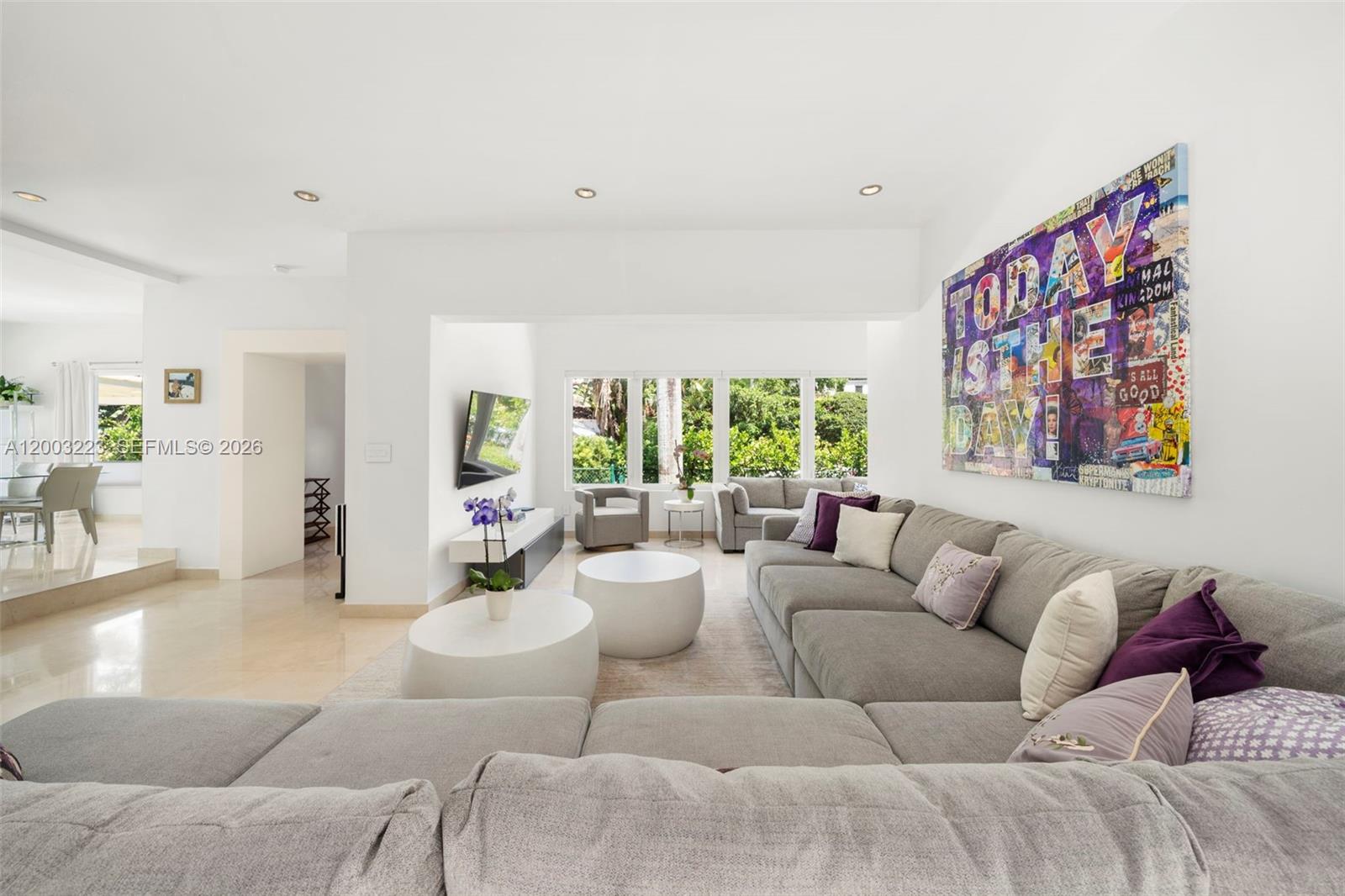 330 E San Marino Dr Miami Beach, FL 33139