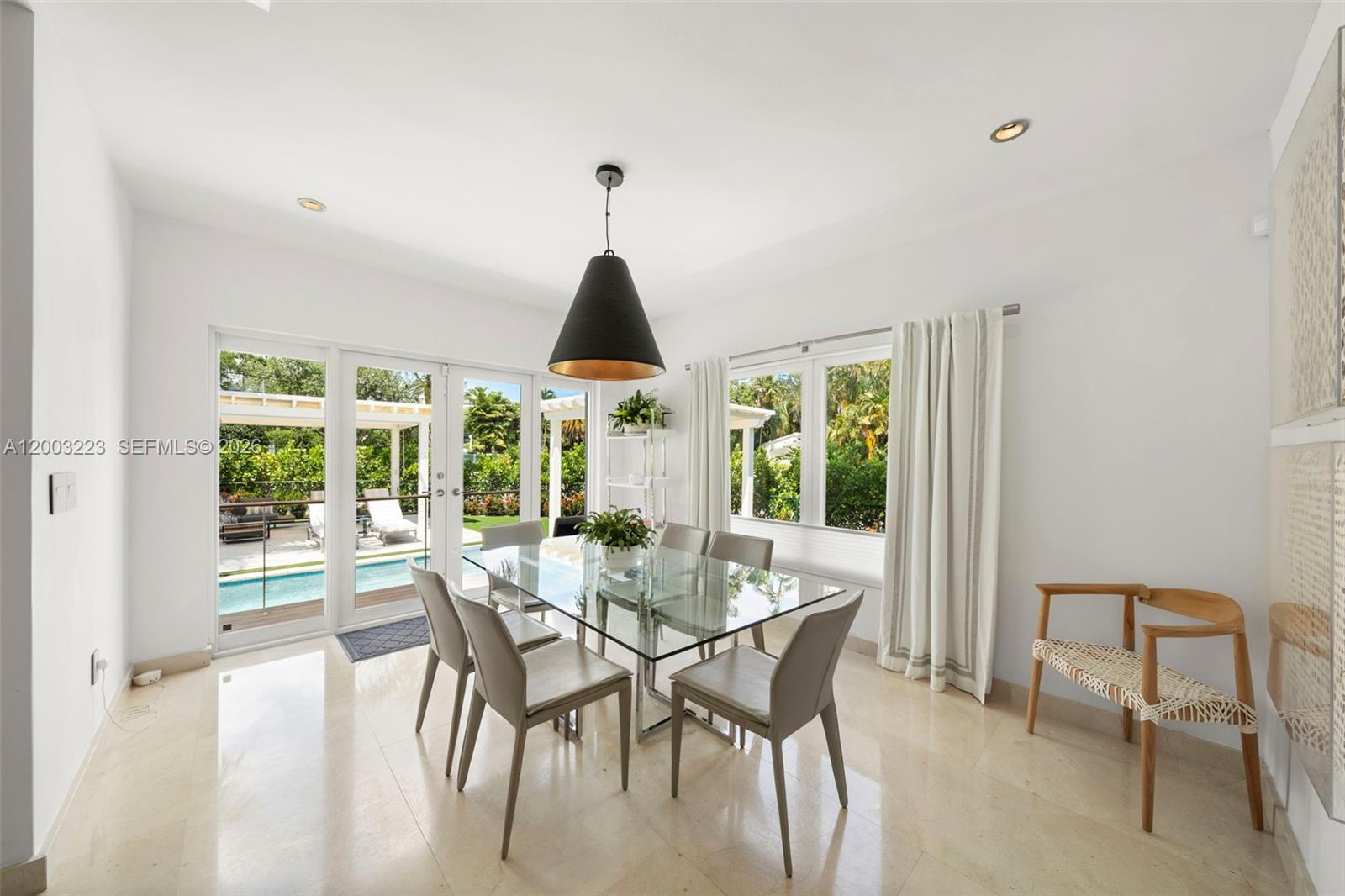 330 E San Marino Dr Miami Beach, FL 33139