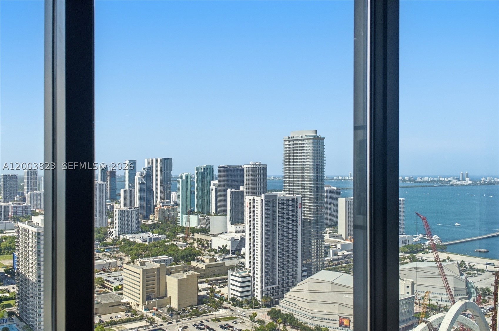 image E11EVEN Hotel & Residences30
