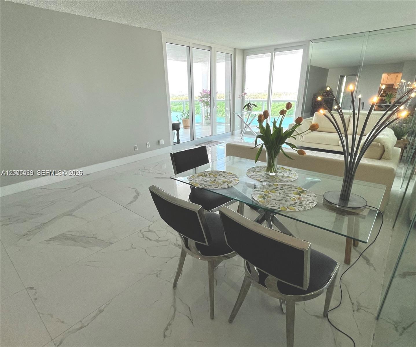 image Arlen House East4