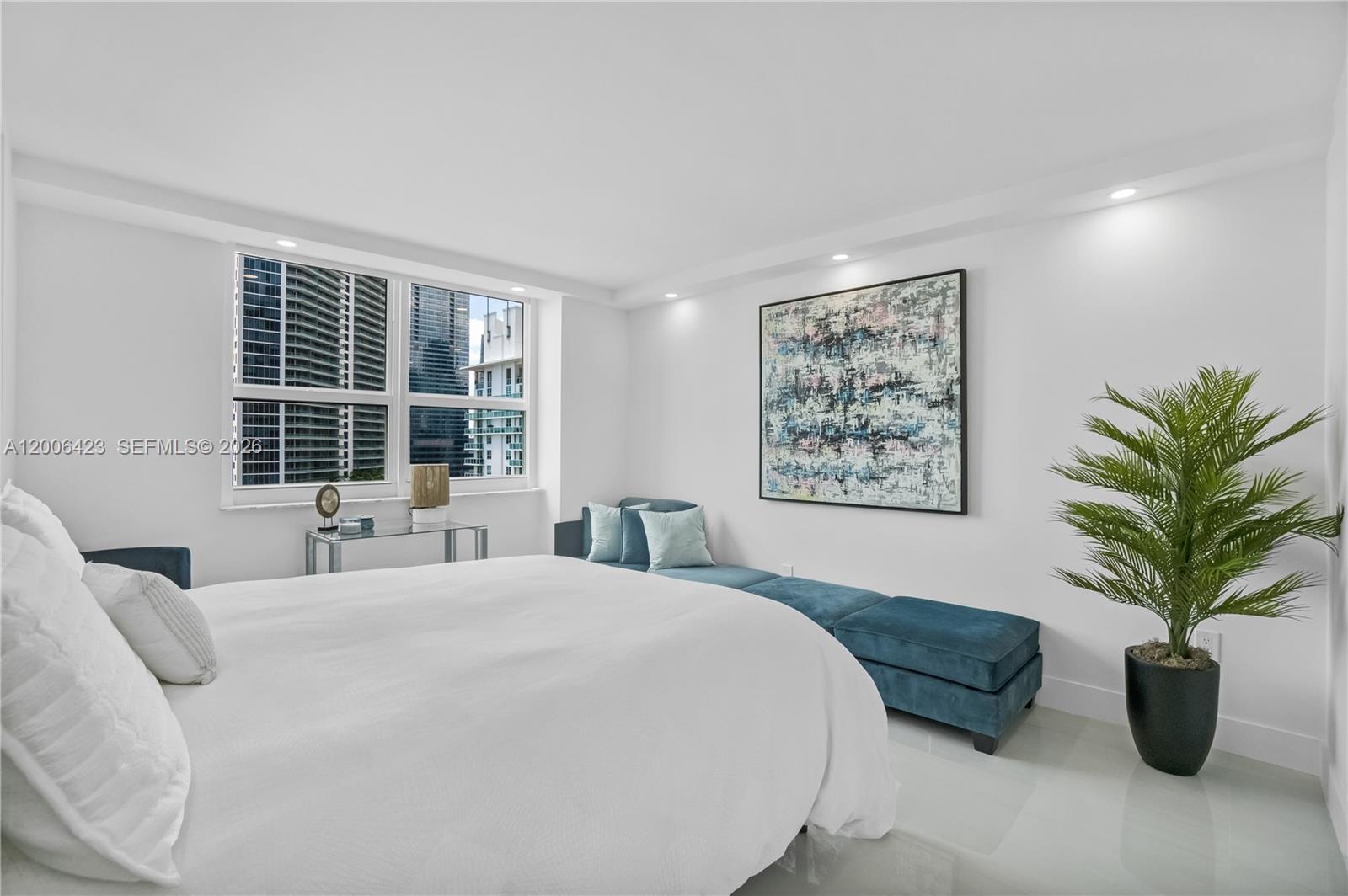 1155 Brickell Bay Dr #2003 Miami, FL 33131