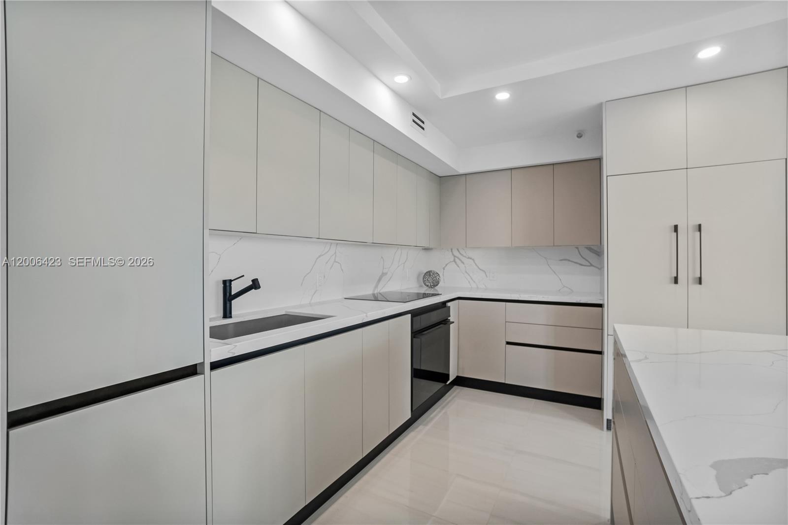 1155 Brickell Bay Dr #2003 Miami, FL 33131