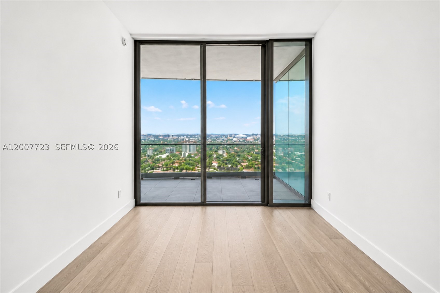 image Una Residences13