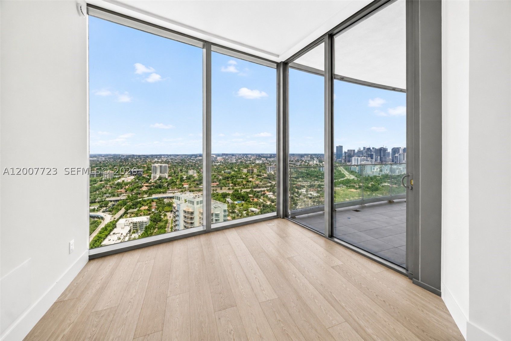 image Una Residences18