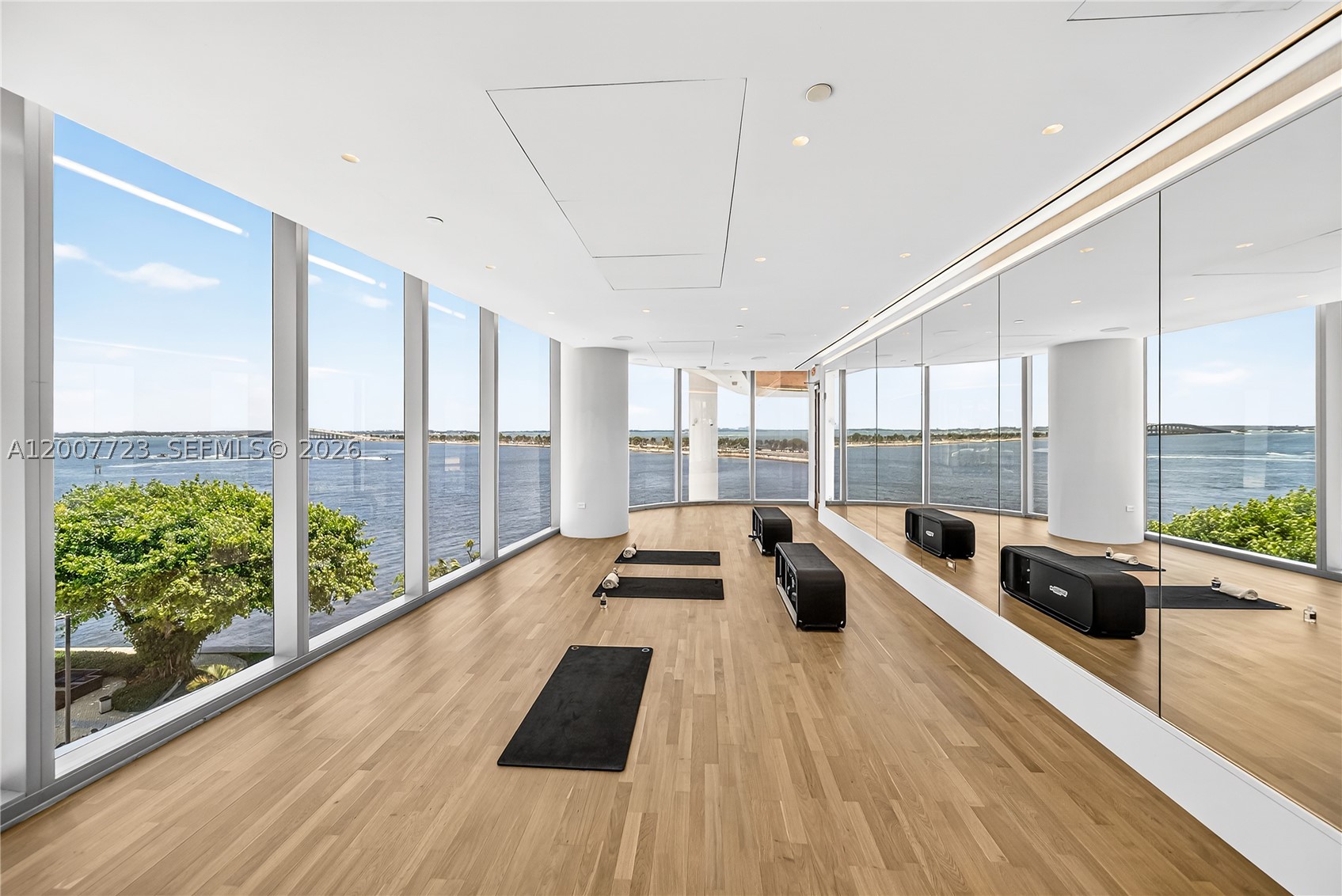 image Una Residences26