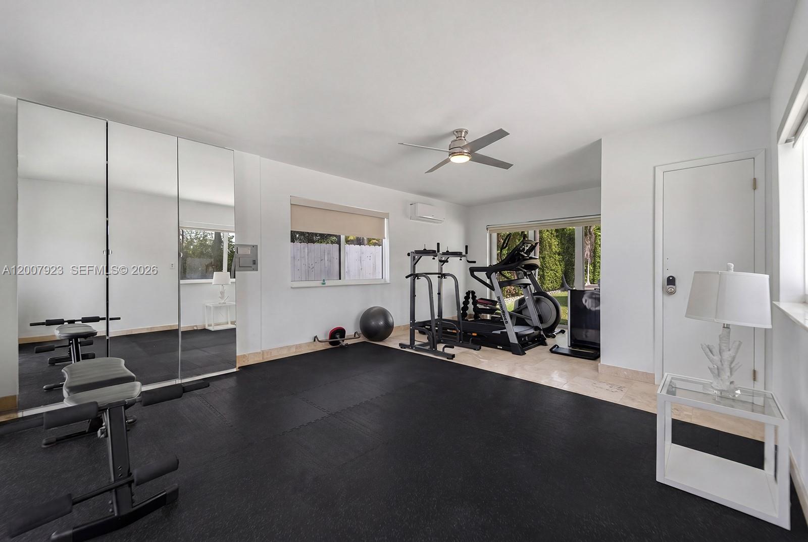 1090 NE 84th St Miami, FL 33138