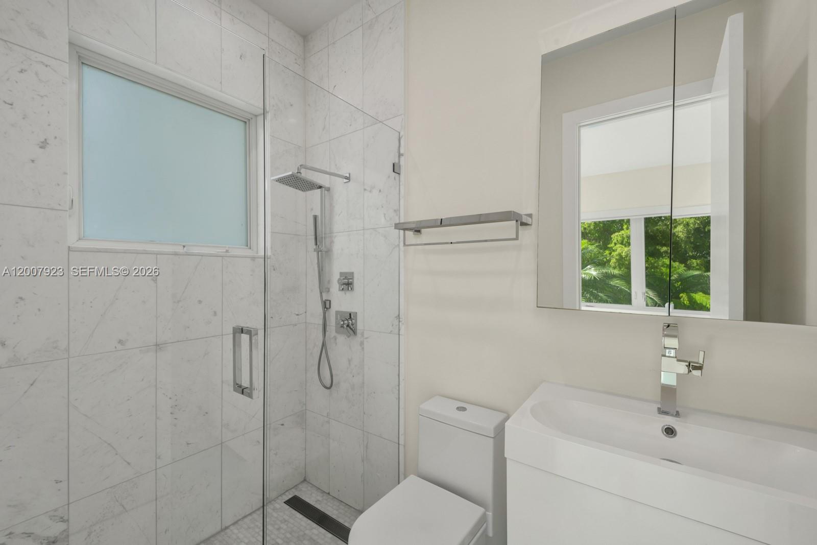 1090 NE 84th St Miami, FL 33138