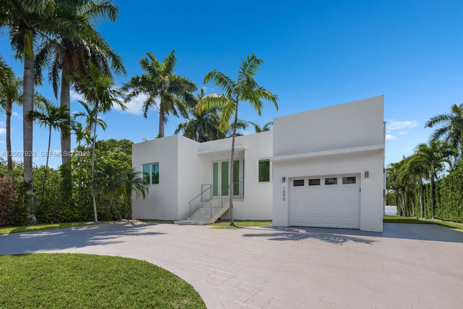 1090 NE 84th St Miami, FL 33138