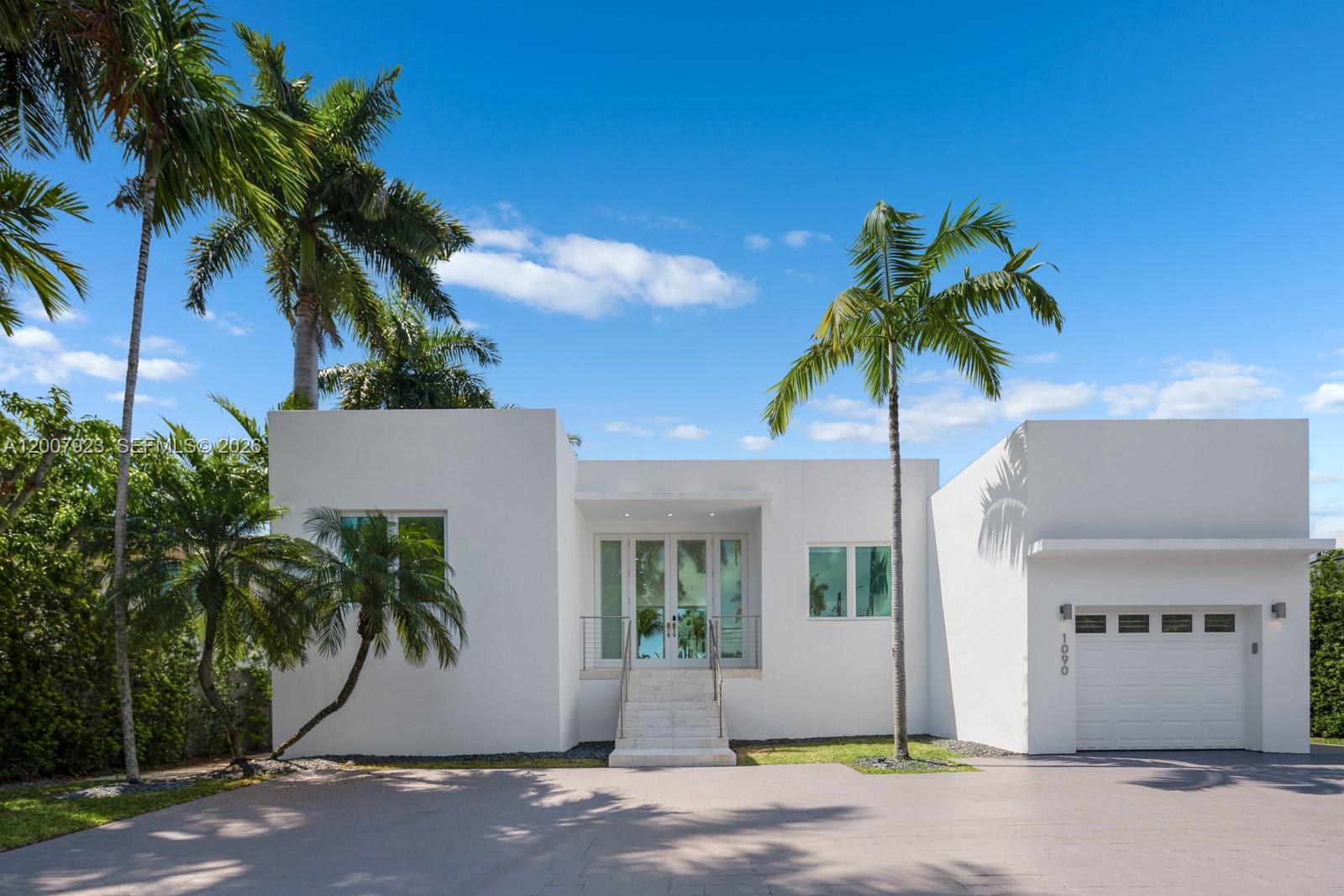 1090 NE 84th St Miami, FL 33138