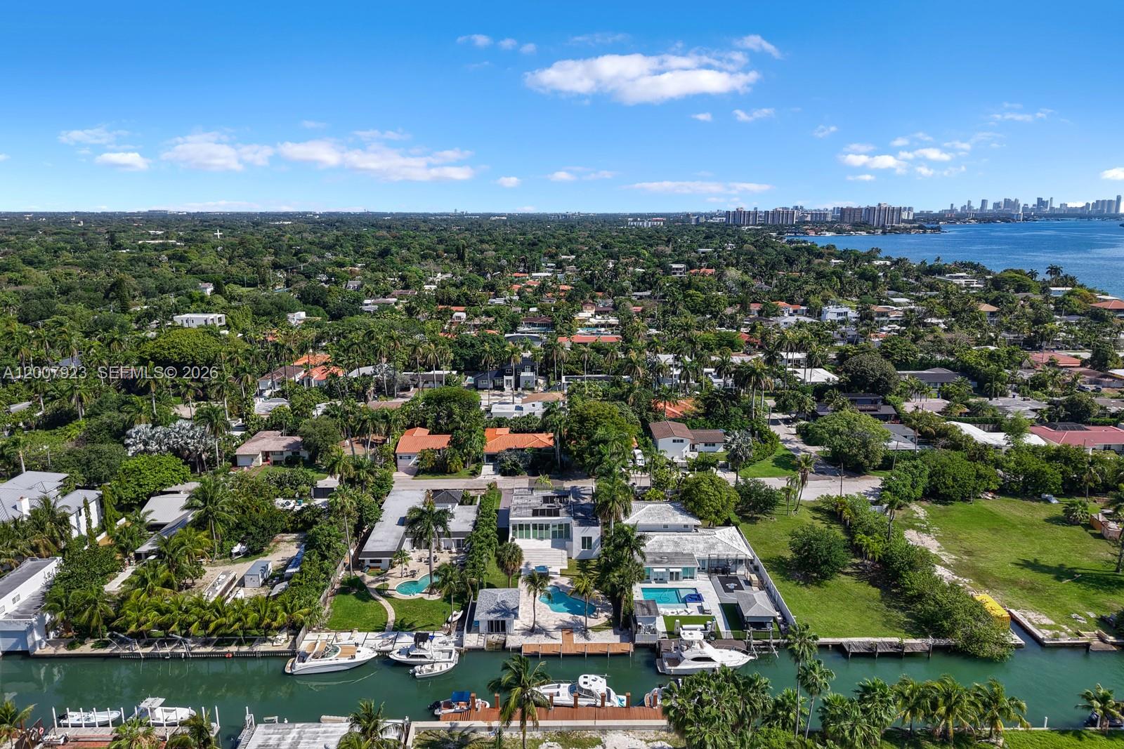 1090 NE 84th St Miami, FL 33138