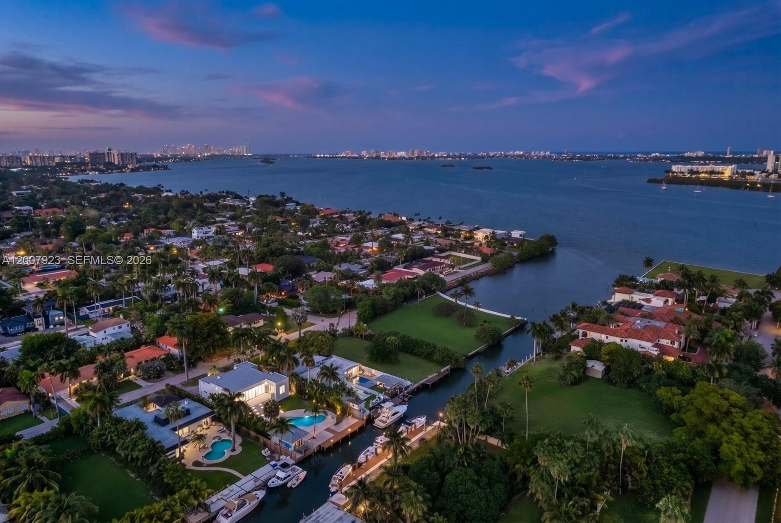 1090 NE 84th St Miami, FL 33138