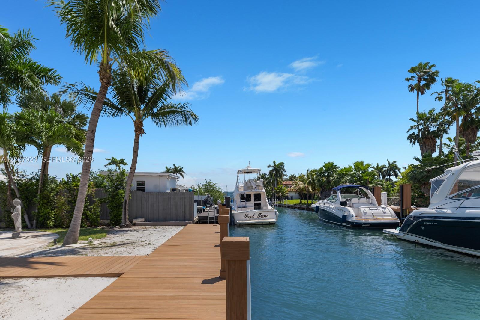 1090 NE 84th St Miami, FL 33138