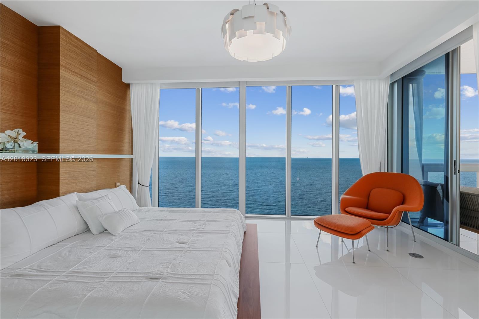 6899 Collins Ave #2208 Miami Beach, FL 33141