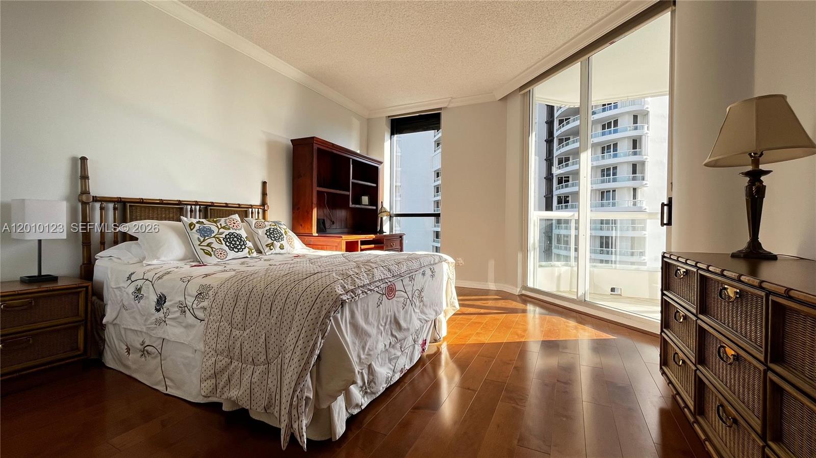 21150 Point Pl #1202 Aventura, FL 33180