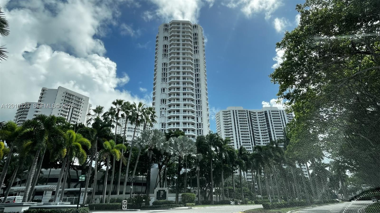 21150 Point Pl #1202 Aventura, FL 33180