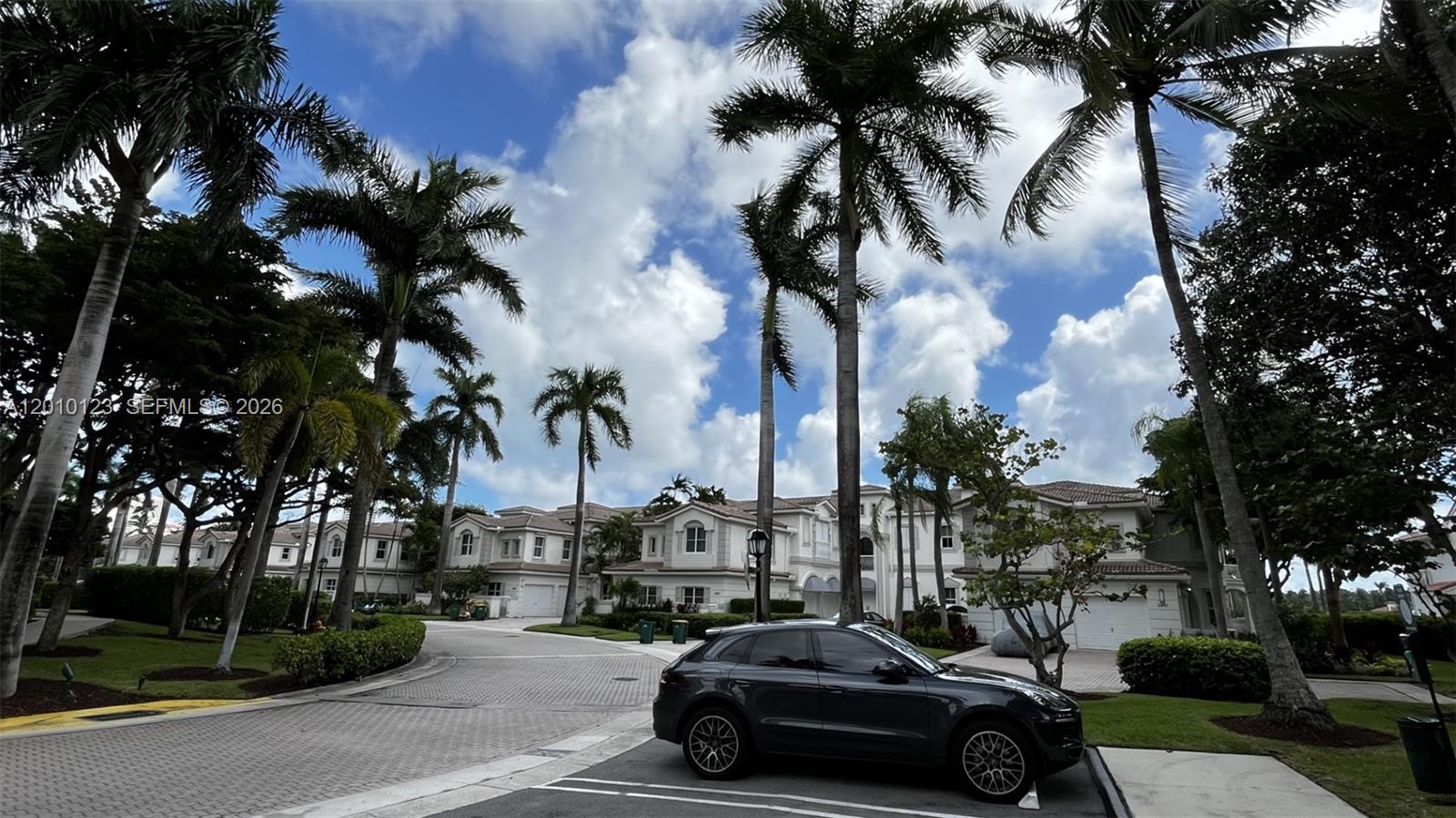 21150 Point Pl #1202 Aventura, FL 33180