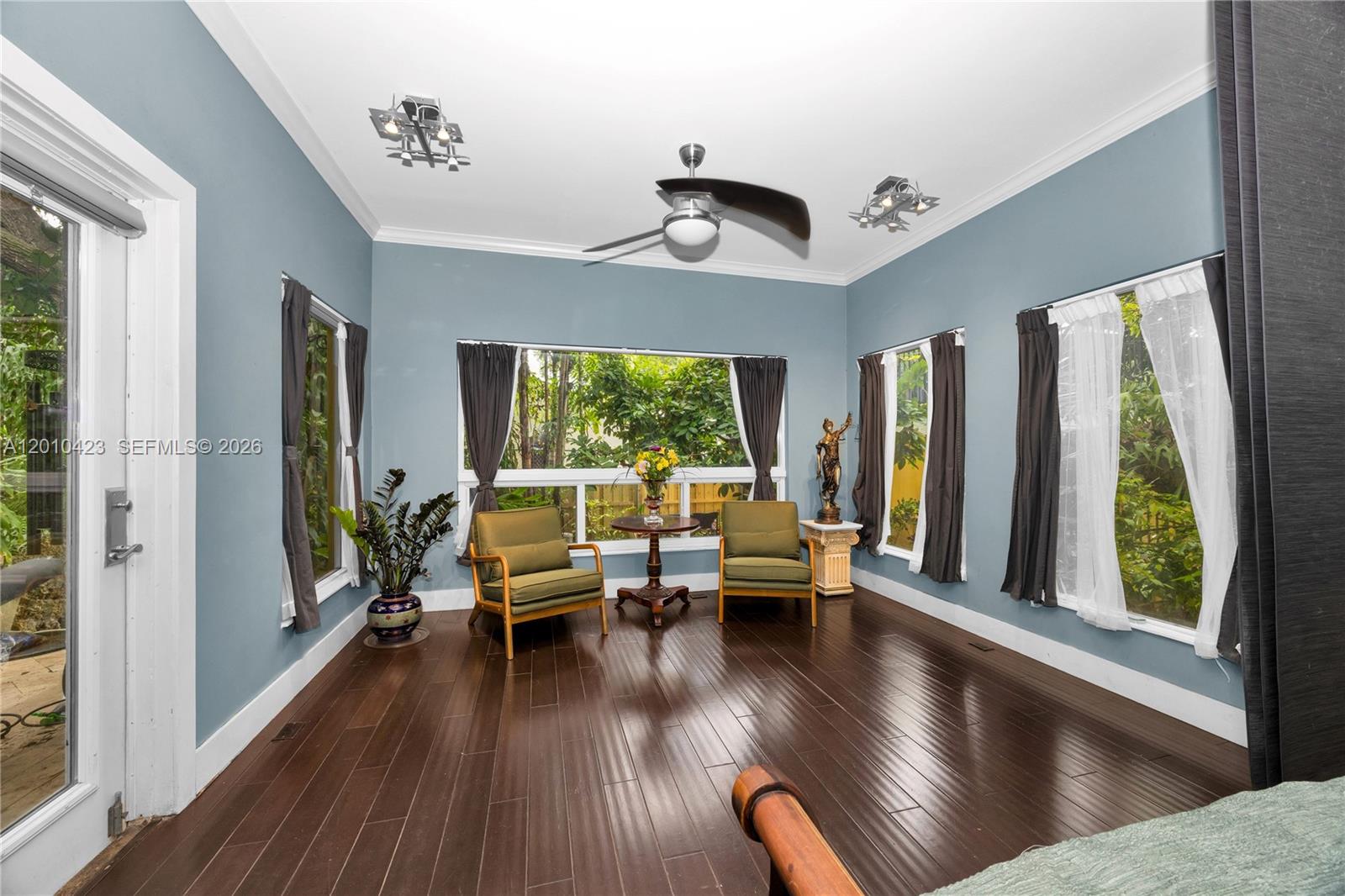 650 NE 76th St Miami, FL 33138