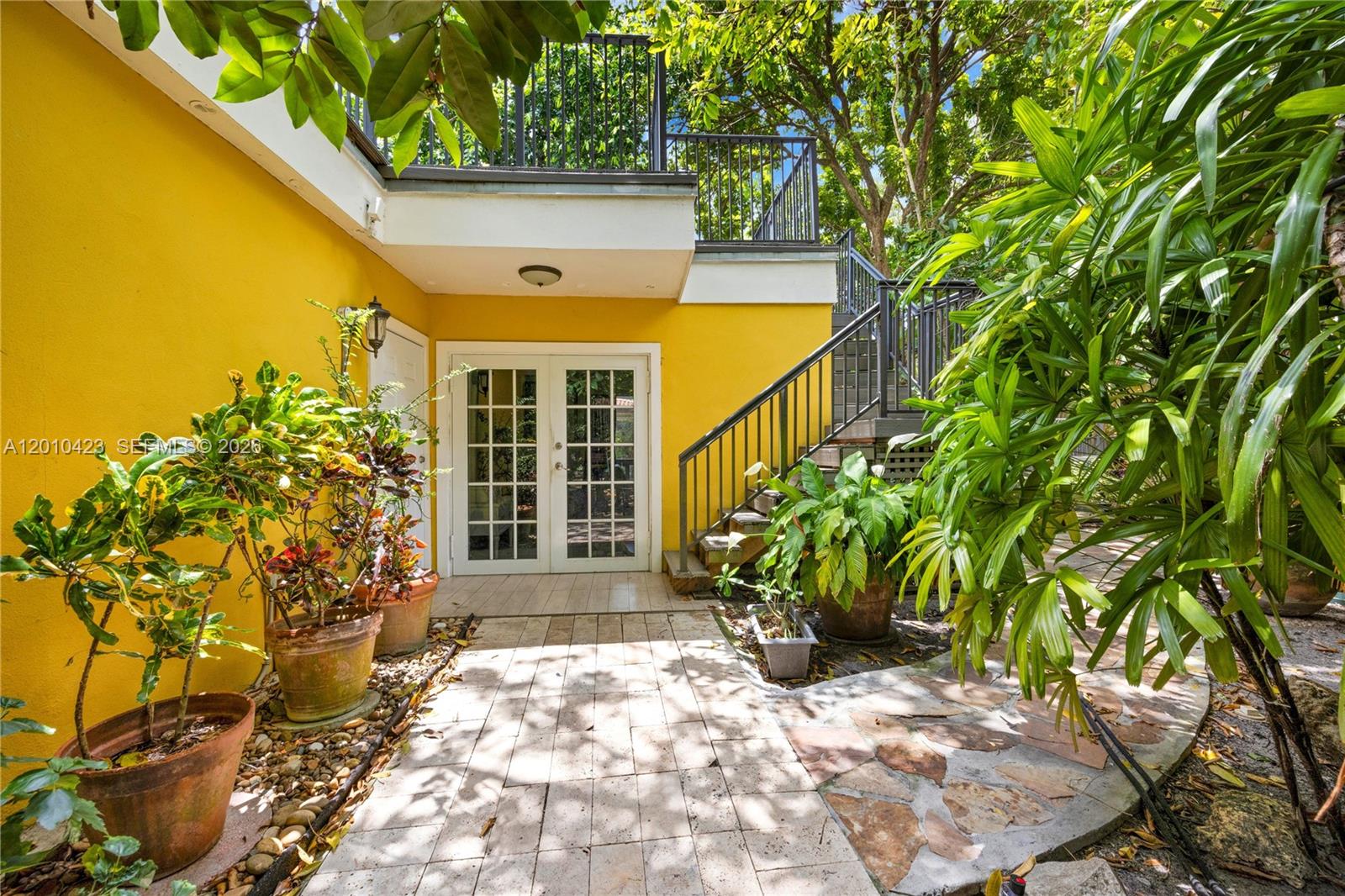 650 NE 76th St Miami, FL 33138