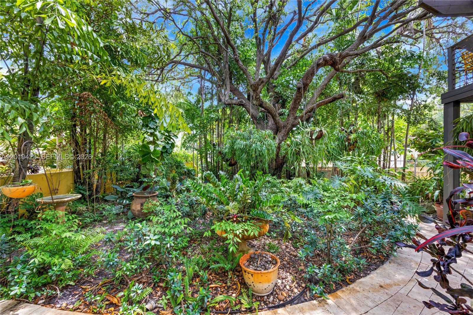 650 NE 76th St Miami, FL 33138