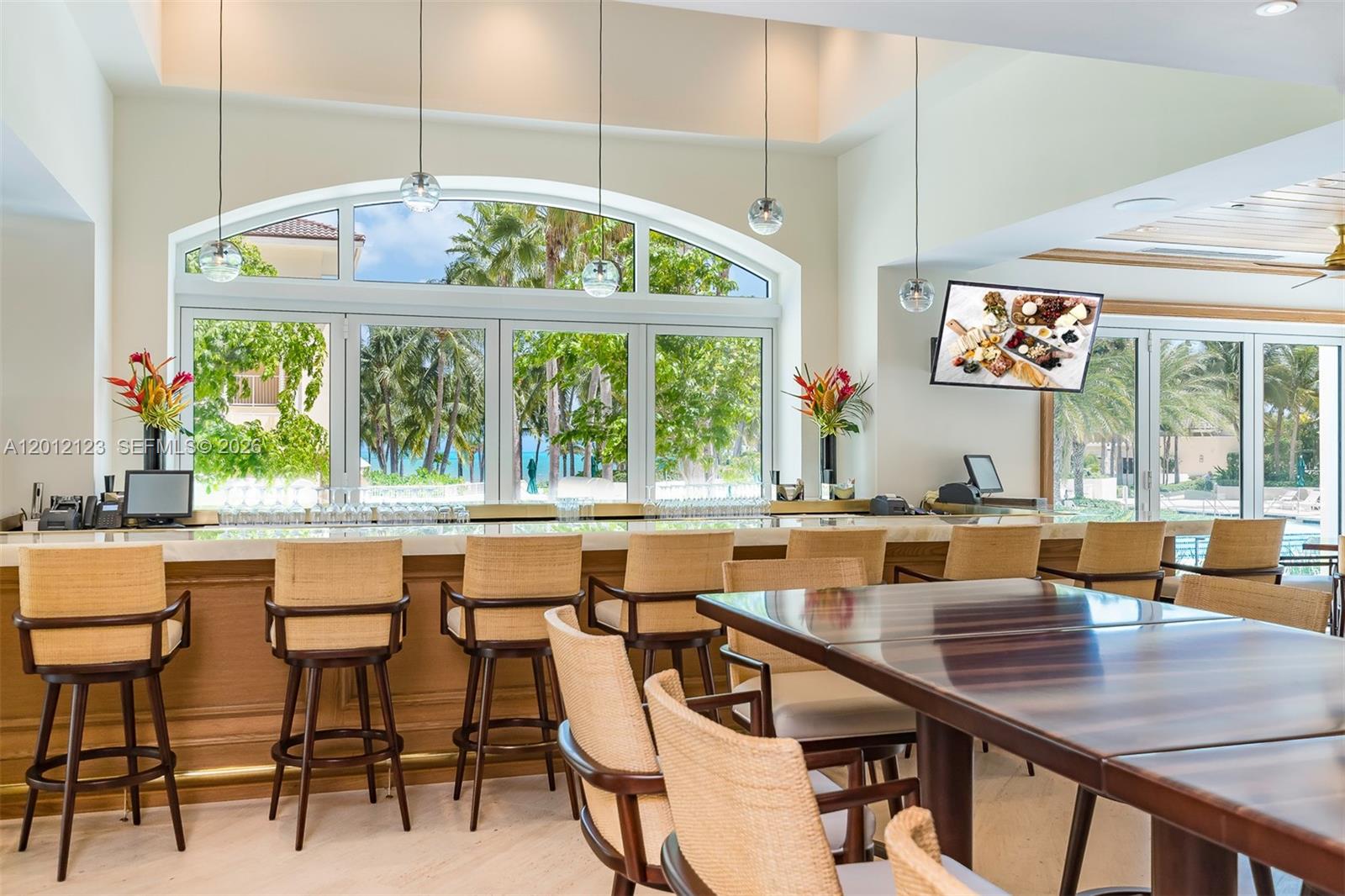 791 Crandon Blvd #404 Key Biscayne, FL 33149