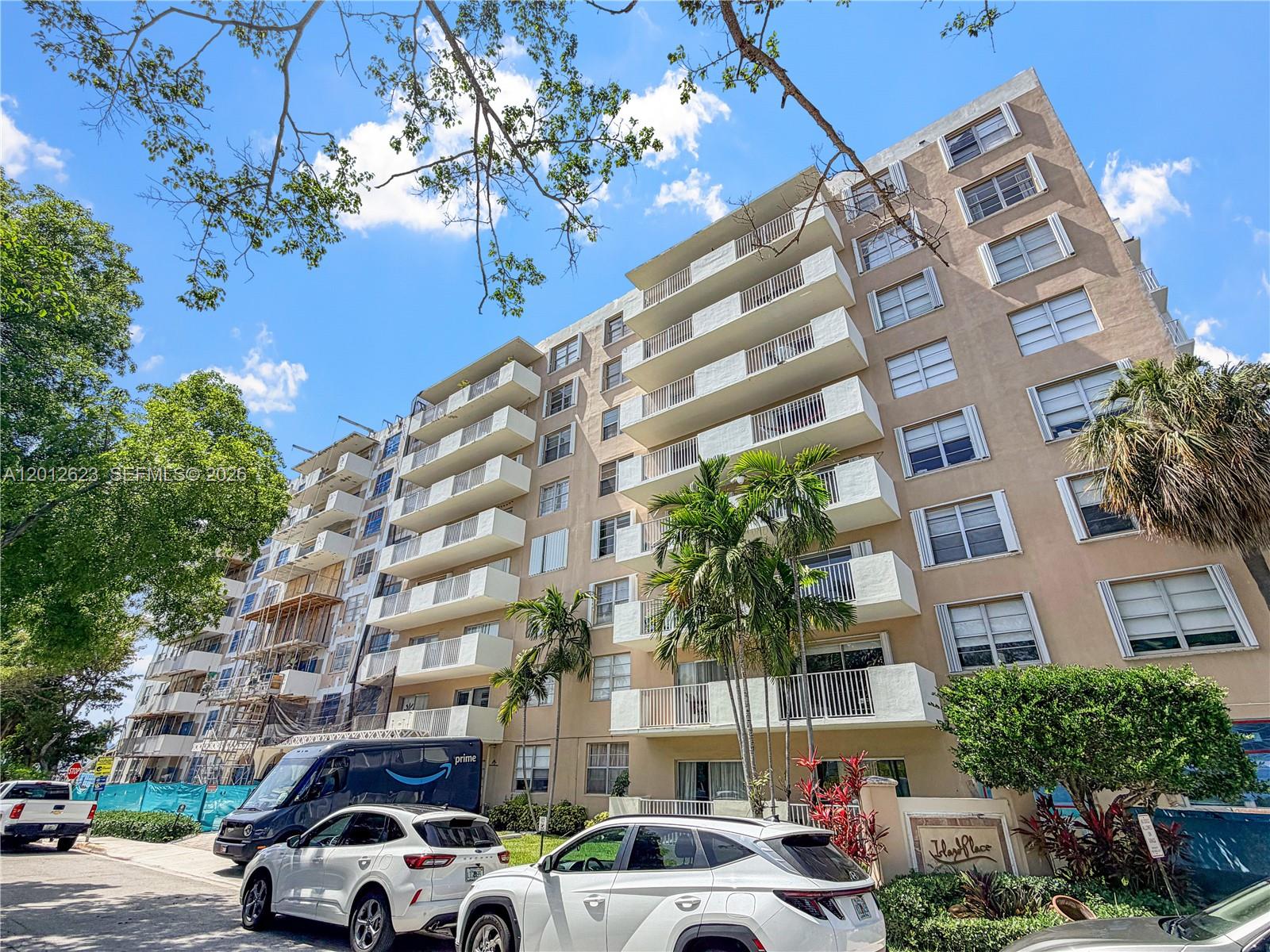 1455 N Treasure Dr #6H