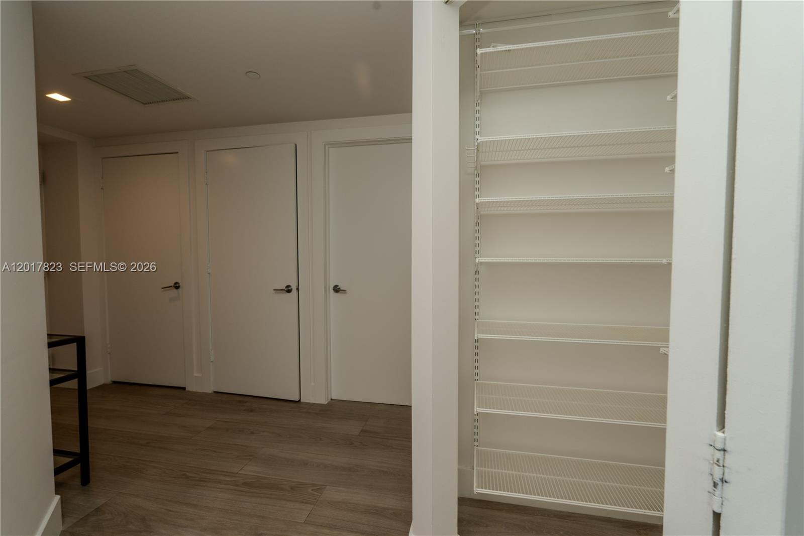 500 Brickell Ave #1407 Miami, FL 33131
