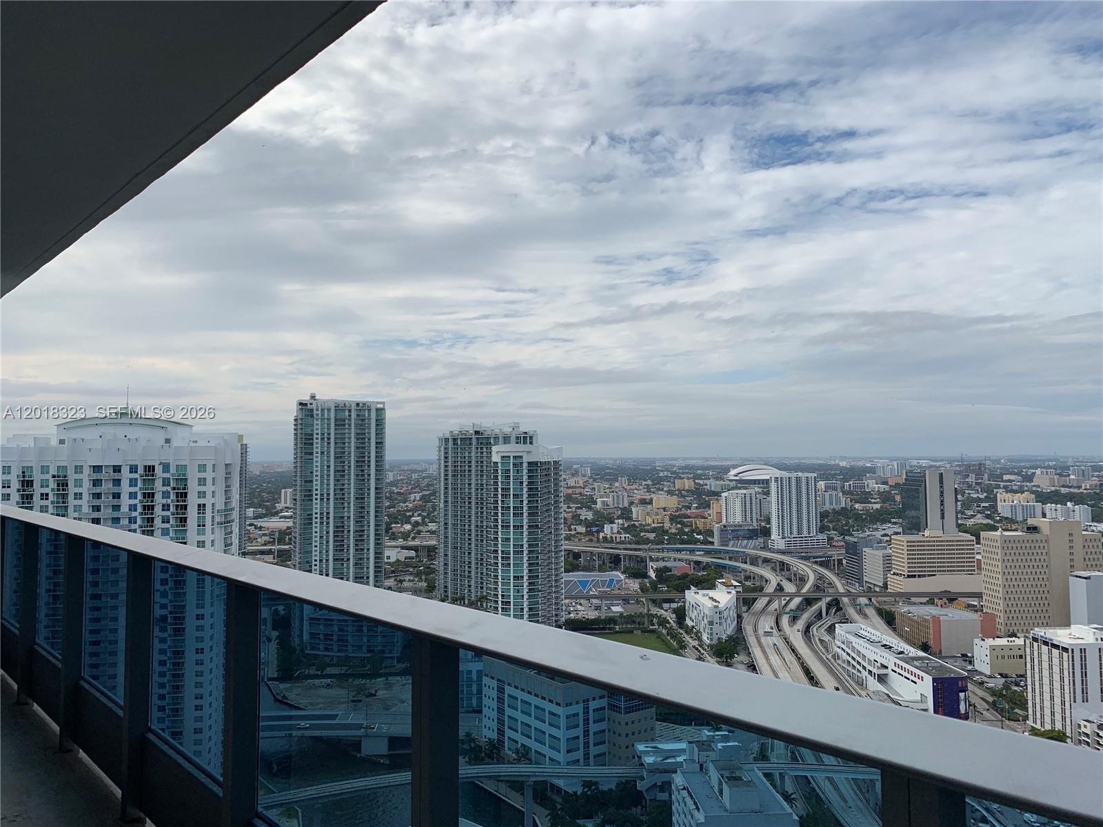 200 Biscayne Blvd Way #4212