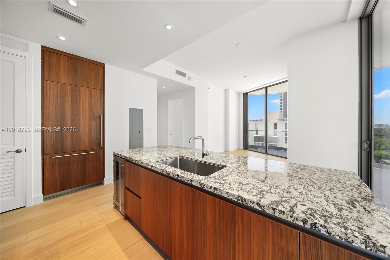 image Una Residences12