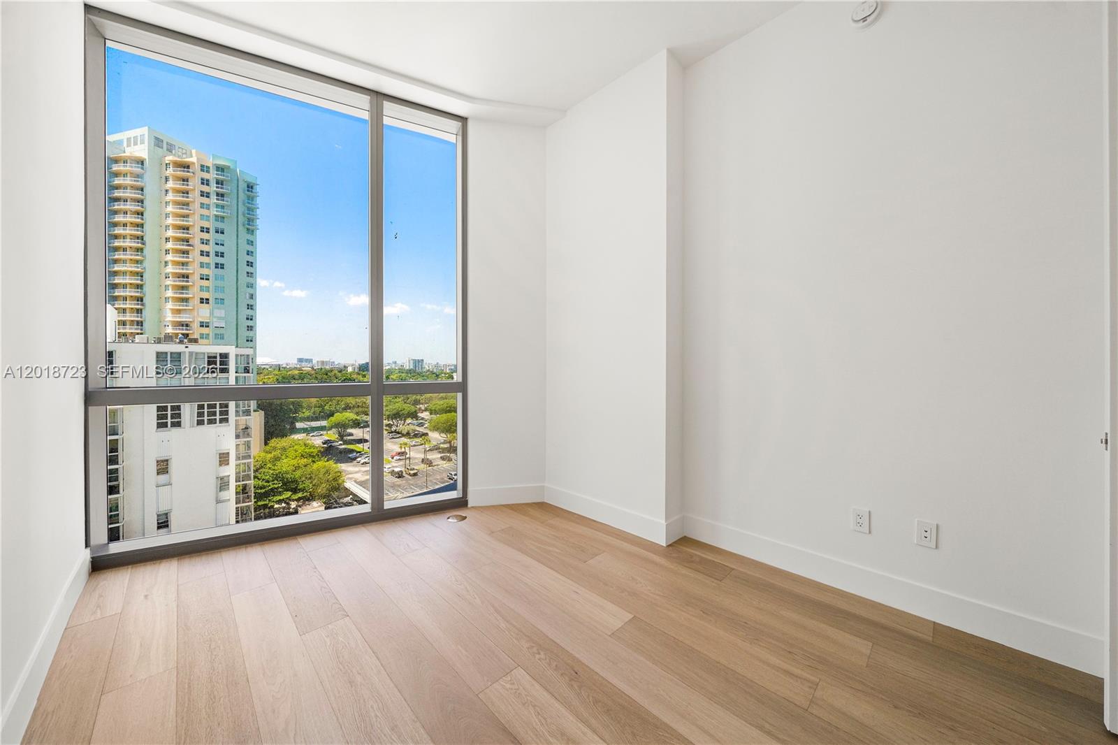 image Una Residences13