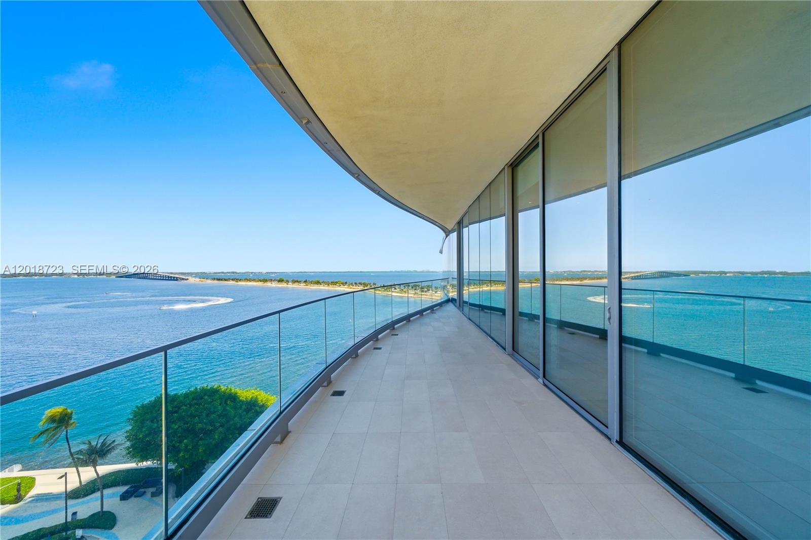 image Una Residences16