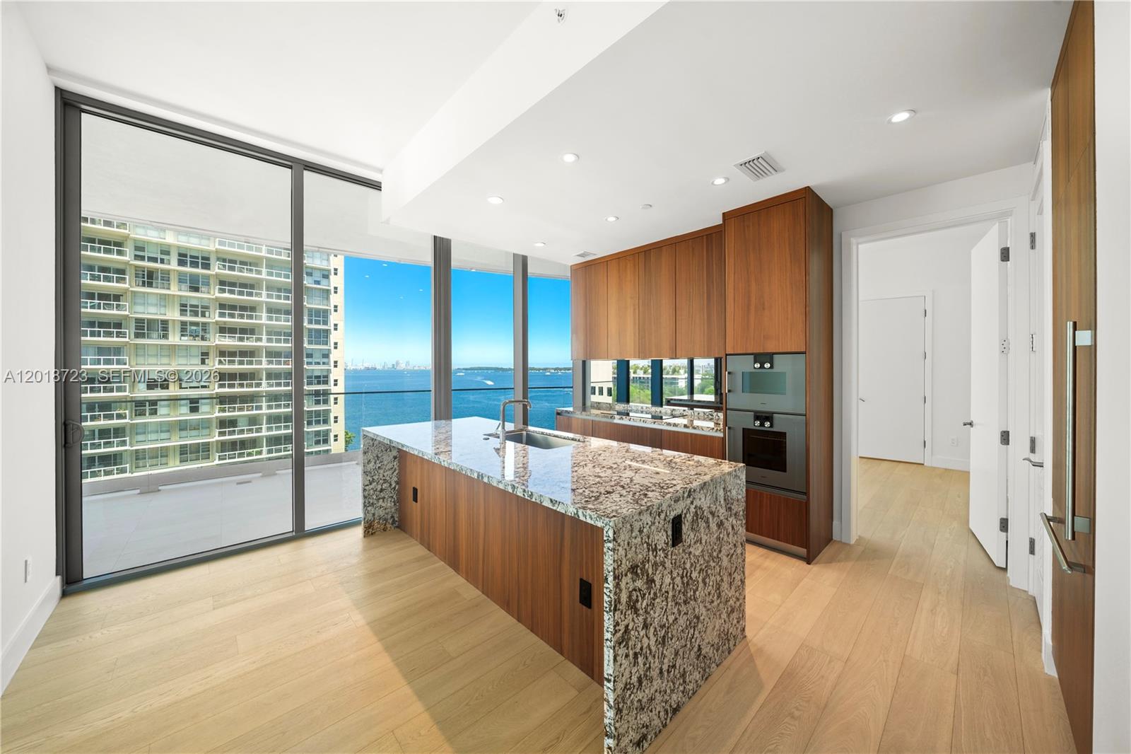 image Una Residences1