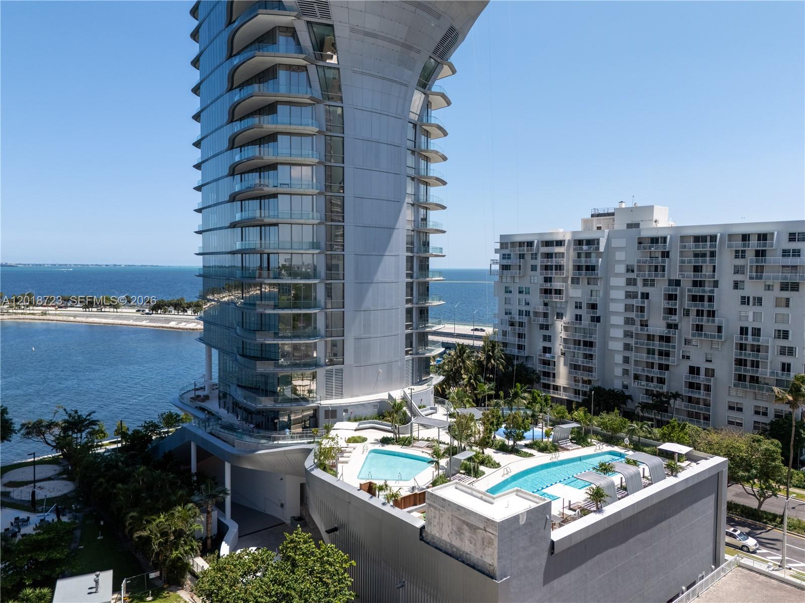 image Una Residences19