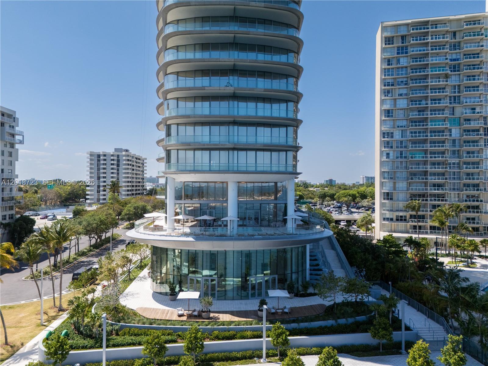 image Una Residences22