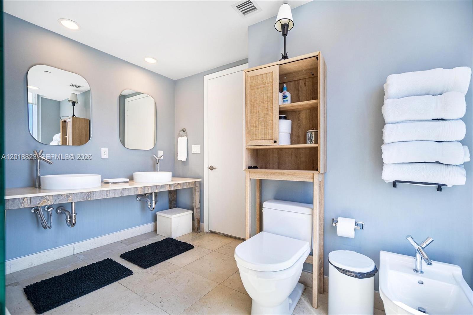 495 Brickell Ave #4911 Miami, FL 33131