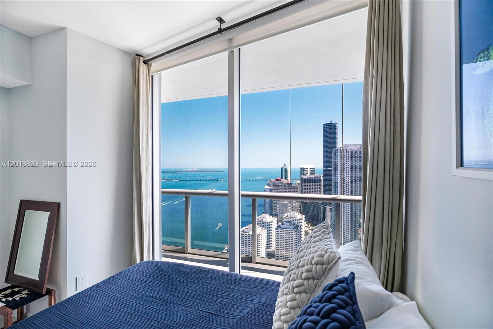 495 Brickell Ave #4911 Miami, FL 33131
