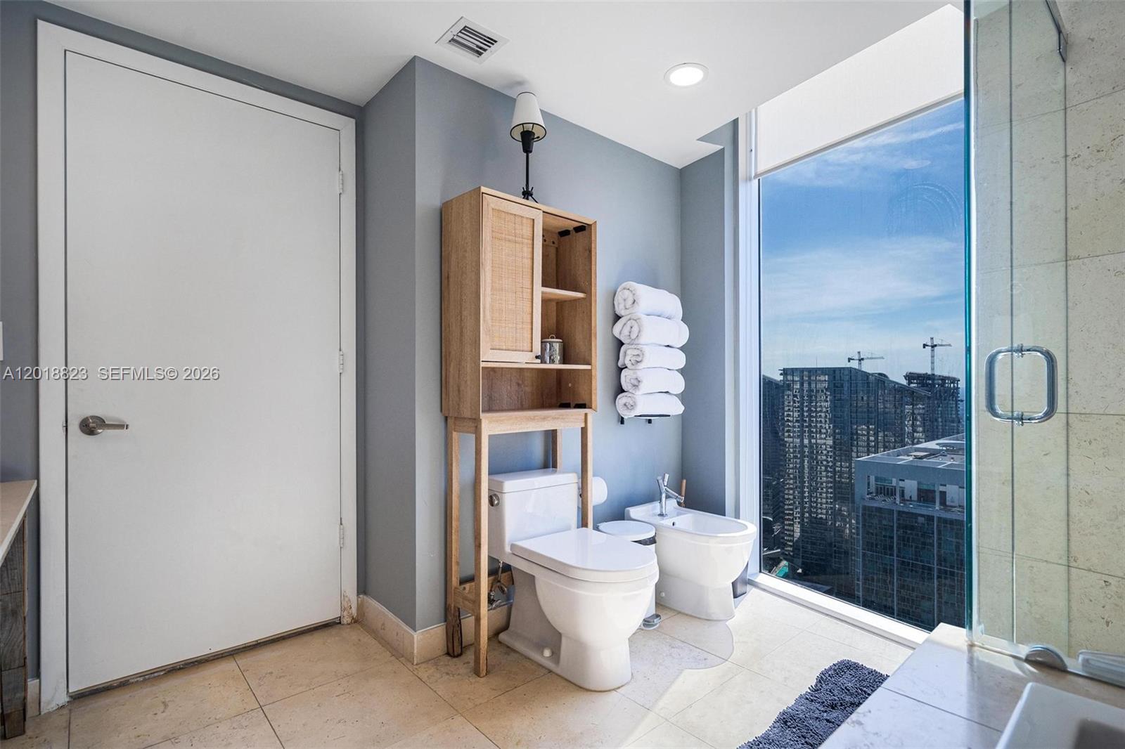495 Brickell Ave #4911 Miami, FL 33131