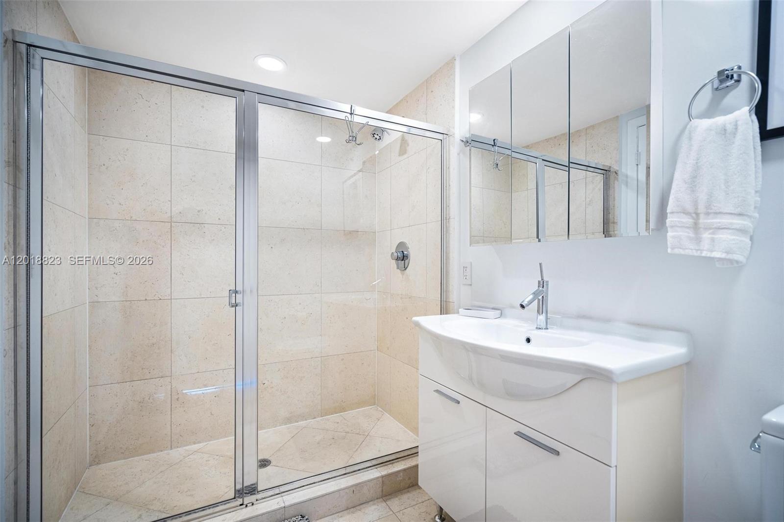 495 Brickell Ave #4911 Miami, FL 33131