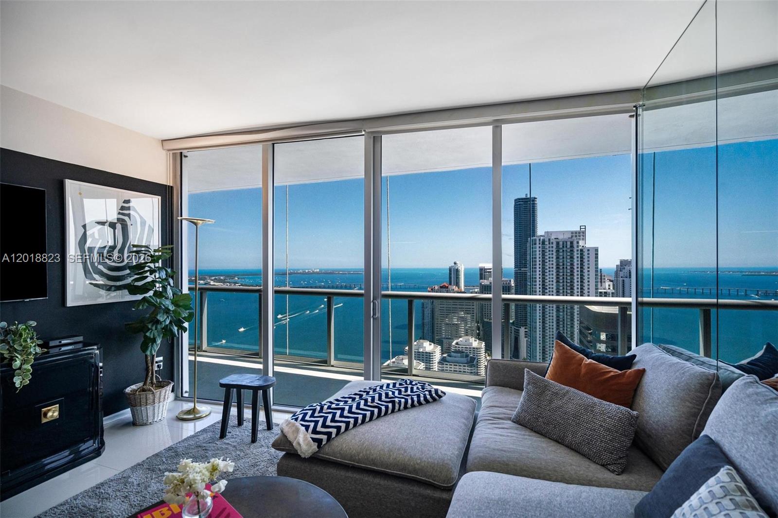 495 Brickell Ave #4911 Miami, FL 33131